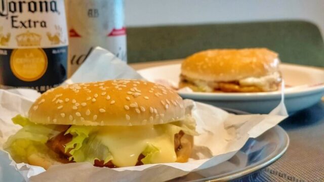 家で再現！絶品てりやきバーガーの作り方