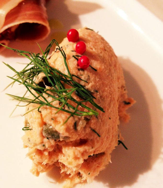 サーモンのリエット のレシピ・作り方ELLE gourmetエル・グルメ