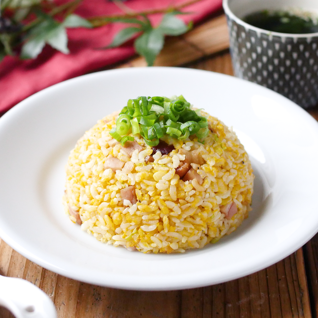 悶絶炒飯の簡単な作り方 - 豚バラの旨味を引き出す