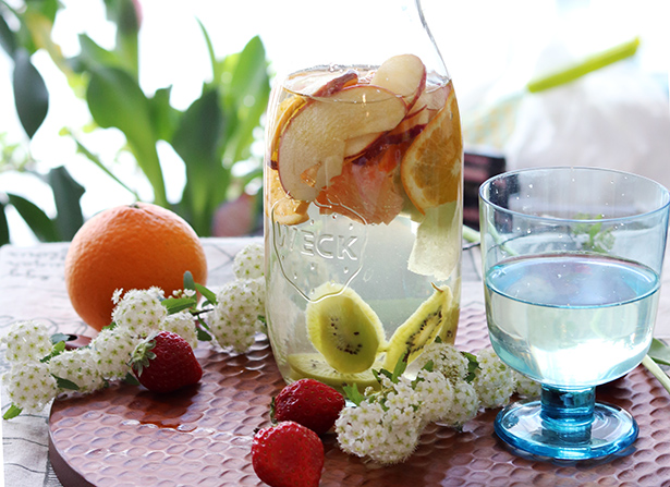 シュワシュワ新食感!?「炭酸フルーツ」気になるレシピと活用術おうちごはん