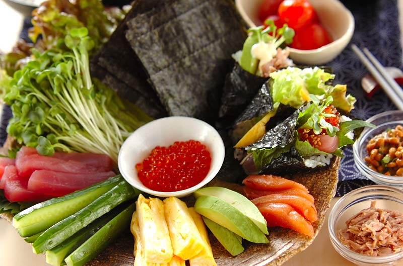 ツナマヨのピリ辛レタス巻き