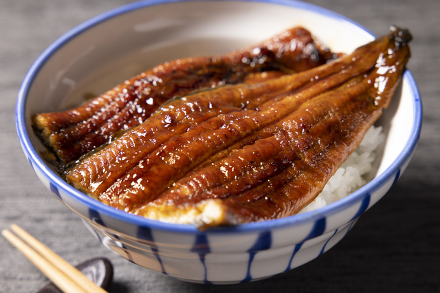 簡単10分でふっくら柔らか！フライパンを使ったうなぎの温め方