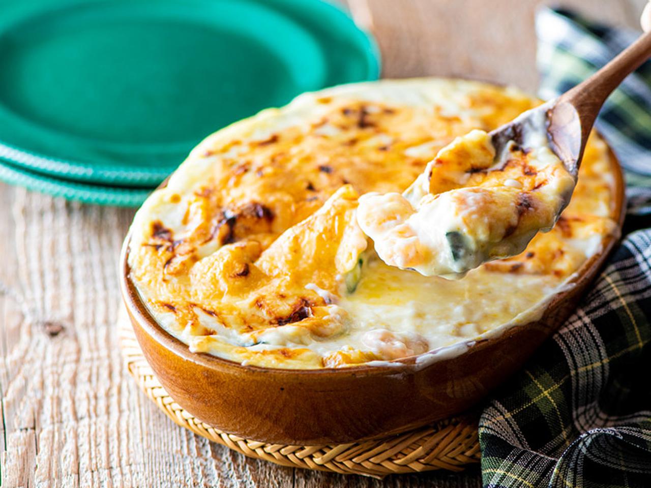 秋のご馳走 レジェンド・レシピ タサン志麻さん 料理家 の「コロッケ」と「りんごのクランブル」家庭画報.com“素敵な人”のディレクトリ