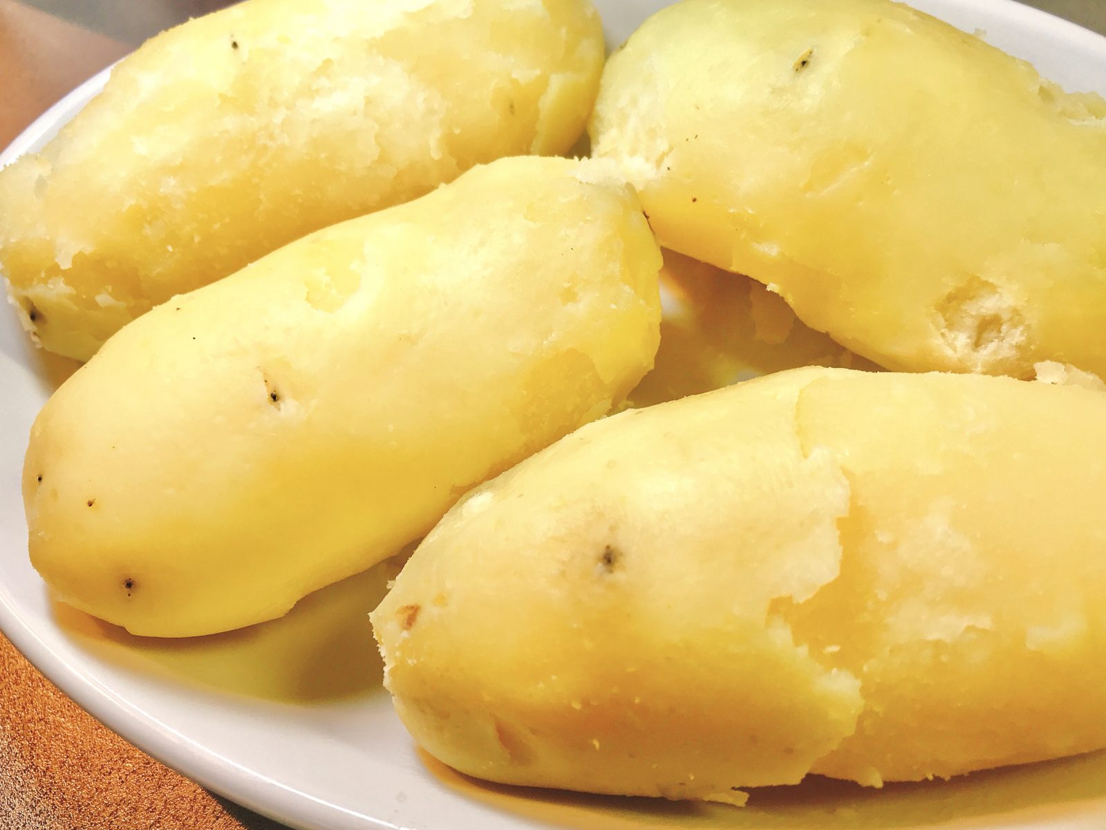 基本！じゃがいもの「茹で方」と「ベストな茹で時間」煮崩れしないでホクホクヨムーノ