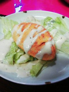 万能甘辛タレがミソ！ 餃子の甘辛ソースかけ