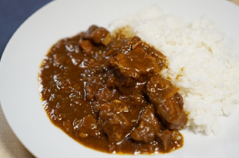 レンチンで一発！山本ゆりさんの「絶品キーマカレー」で秒速ひとりごはん♪2ページ目- macaroni