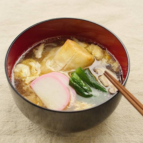 お雑煮 白みそ仕立て関西風 のレシピ - 榎本美沙のレシピサイト「ふたりごはん」発酵食品、季節料理のレシピ
