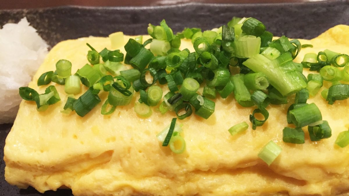 家事ヤロウ 鶏ガラスープで作るだし巻き玉子の作り方。吉岡美穂さんのリアル家事24時凛とした暮らし〜凛々と