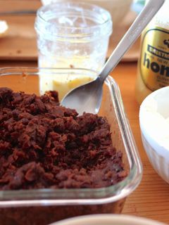 デーツの甘味で砂糖不使用「デーツあんこ」レシピ ギルティフリースイーツにおいしいLEEレシピLEE