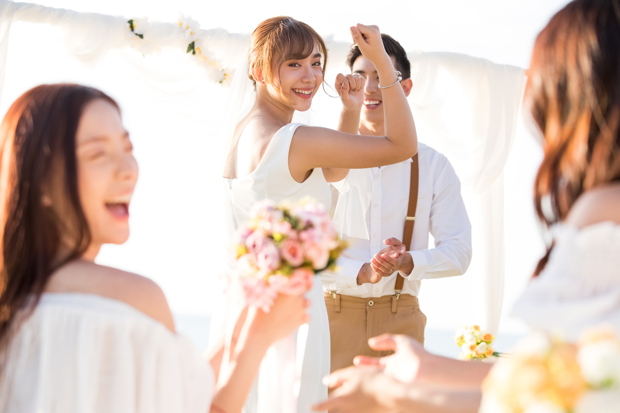 ブーケトスの代わりになる結婚式の演出10種類marry マリー