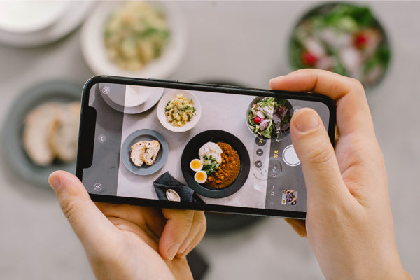 光とアングルで“シズル感”アップ。プロのフォトグラファーが教える料理写真のスマホ撮影テクニック - ITをもっと身近に。ソフトバンクニュース