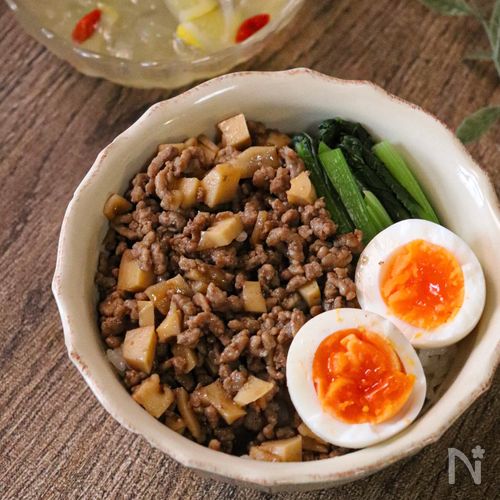 愛夫キッチン 魯肉飯 ルーローハン愛夫キッチン