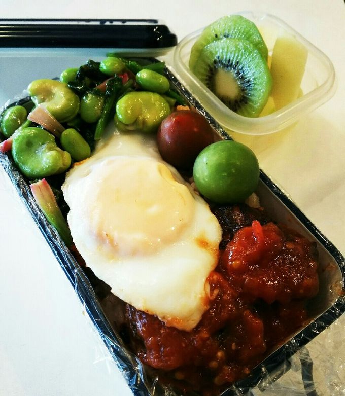 手軽に作ろう！ ロコモコ弁当