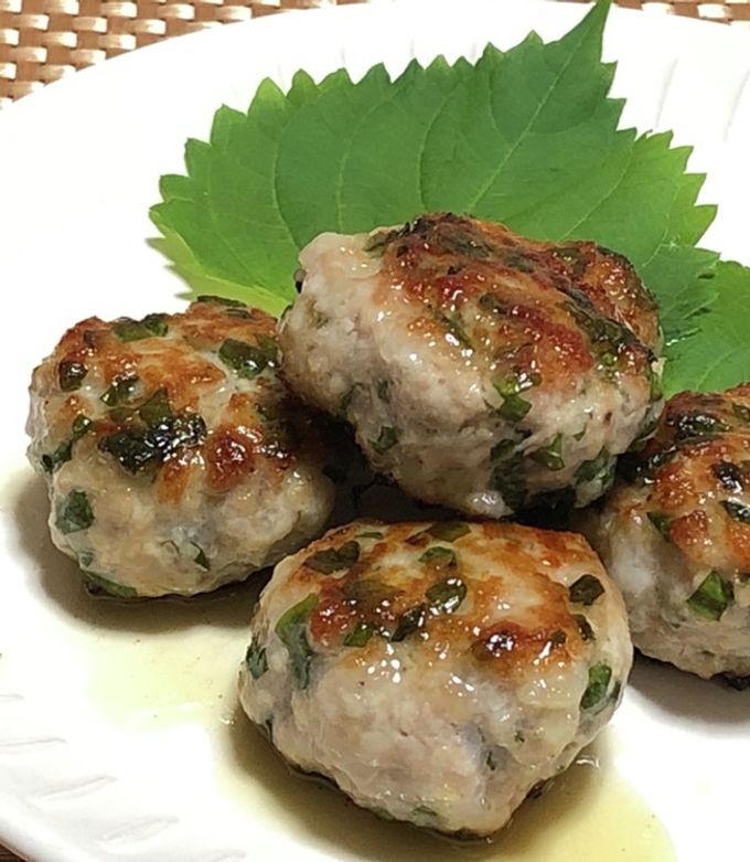 豚こまの大葉」つくねレシピ。ひき肉よりも肉感がアップESSEonline エッセ オンライン