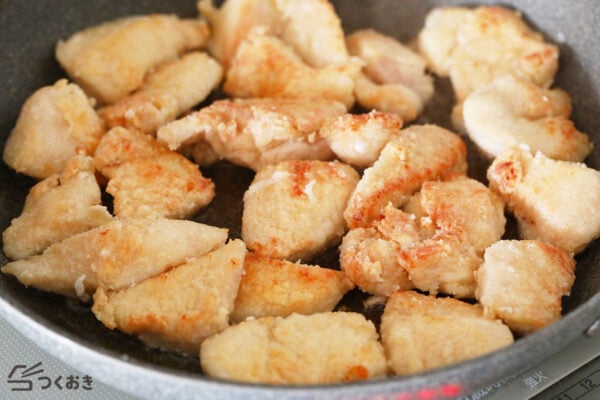 さっぱり食べられる！ 鶏むね肉と大葉の塩唐揚げ