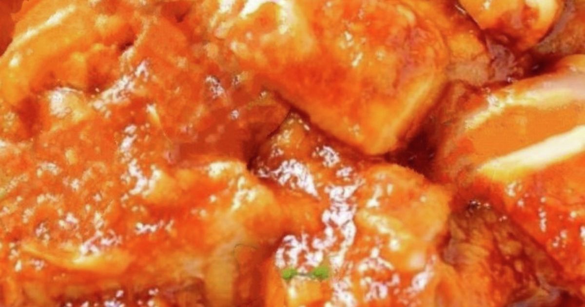 簡単レシピ 鶏むね肉のケチャップ炒め！とろーりチーズでやみつきになる美味しさ！ - YouTube