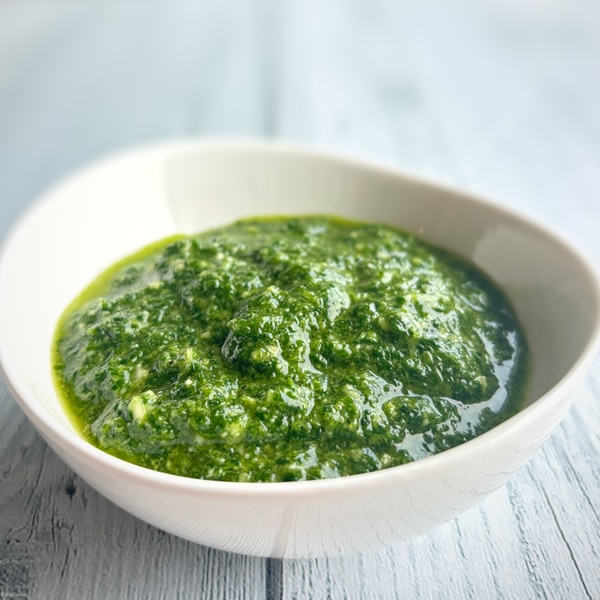 にんにくとパセリが香る！ シェフ直伝「エスカルゴバター」レシピ三越伊勢丹の食メディアFOODIE フーディー