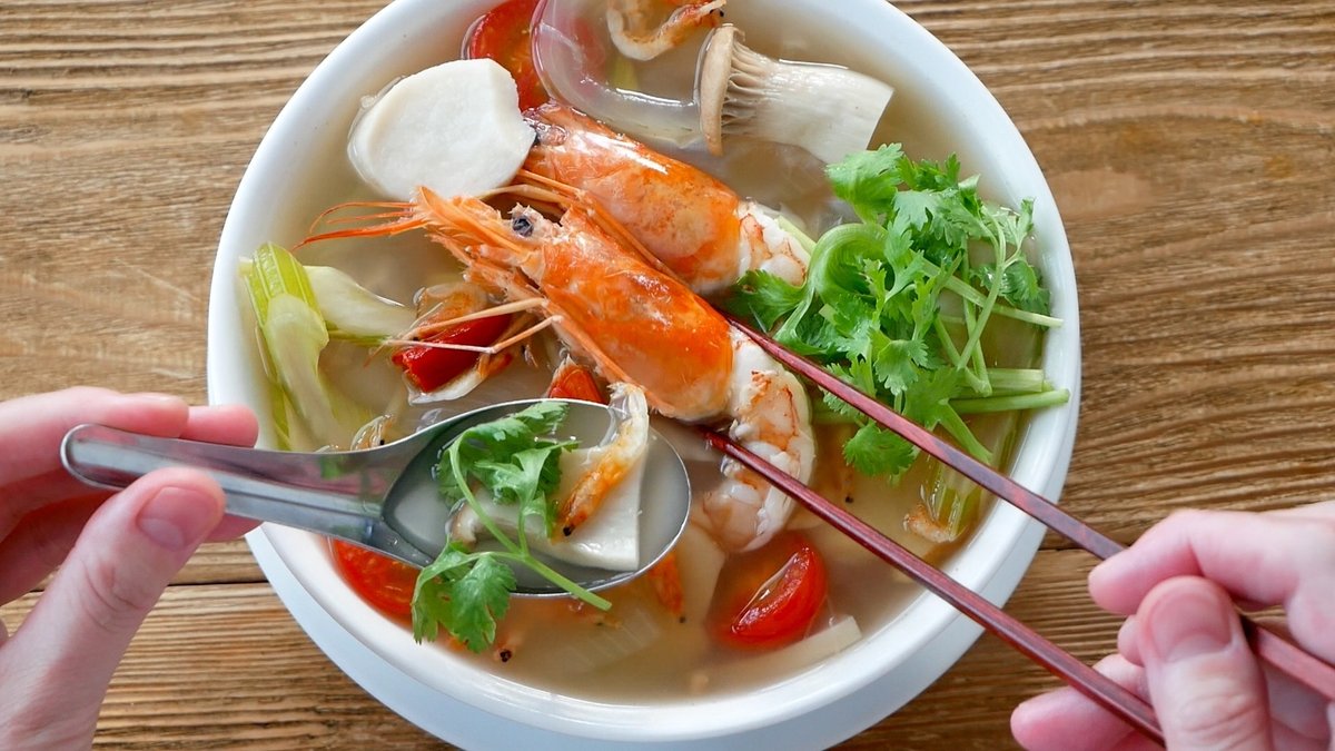 ASCII.jp：第2のトムヤムクン風ヌードル!? 本場タイの素材を使用