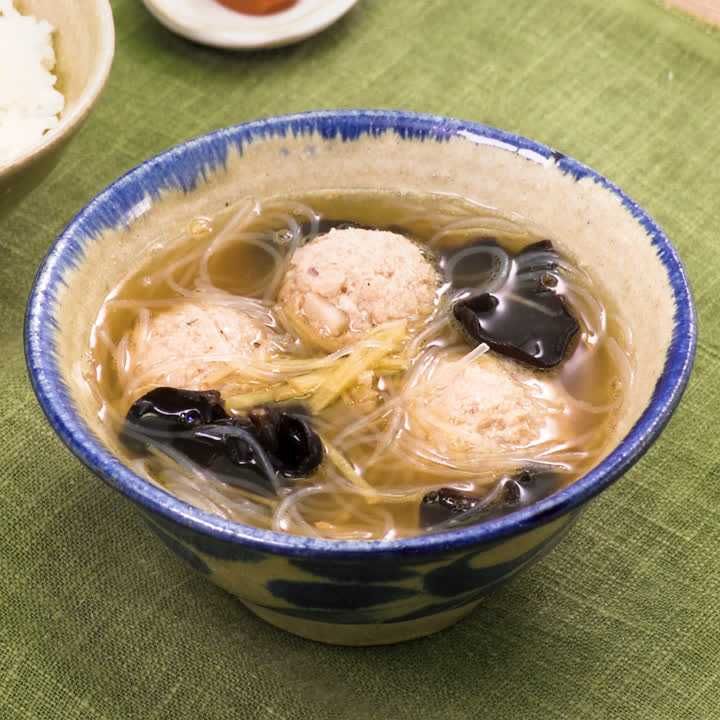 れんこんレシピ すりおろし蓮根と椎茸の蒸し肉団子 Steam meatballs with Lotus roots. ミートボール staub
