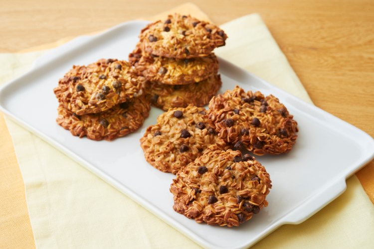 レンジで簡単！5分で作れる犬用オートミールクッキー。卵・砂糖・バター不使用のおやつアレンジ カインズ愛犬レシピ ワンクォール