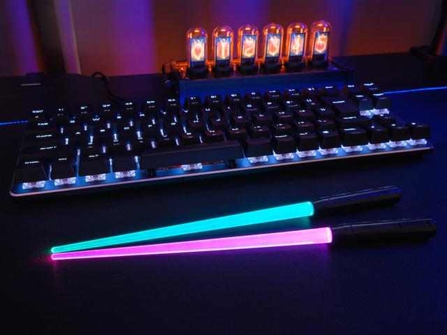 ポテトチップスは箸で食べるのが常識 – BE THE CHANGE