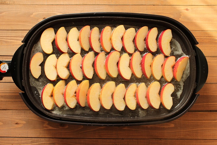 我が家にBRUNO コンパクトプレートがやってきた！☆簡単おいしい魔法のケーキ「ガトーマジック」のレシピつき♪ - めろんカフェ