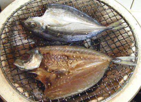 魚を焼くときは身から？ 皮から？HALMEK up ハルメクアップ