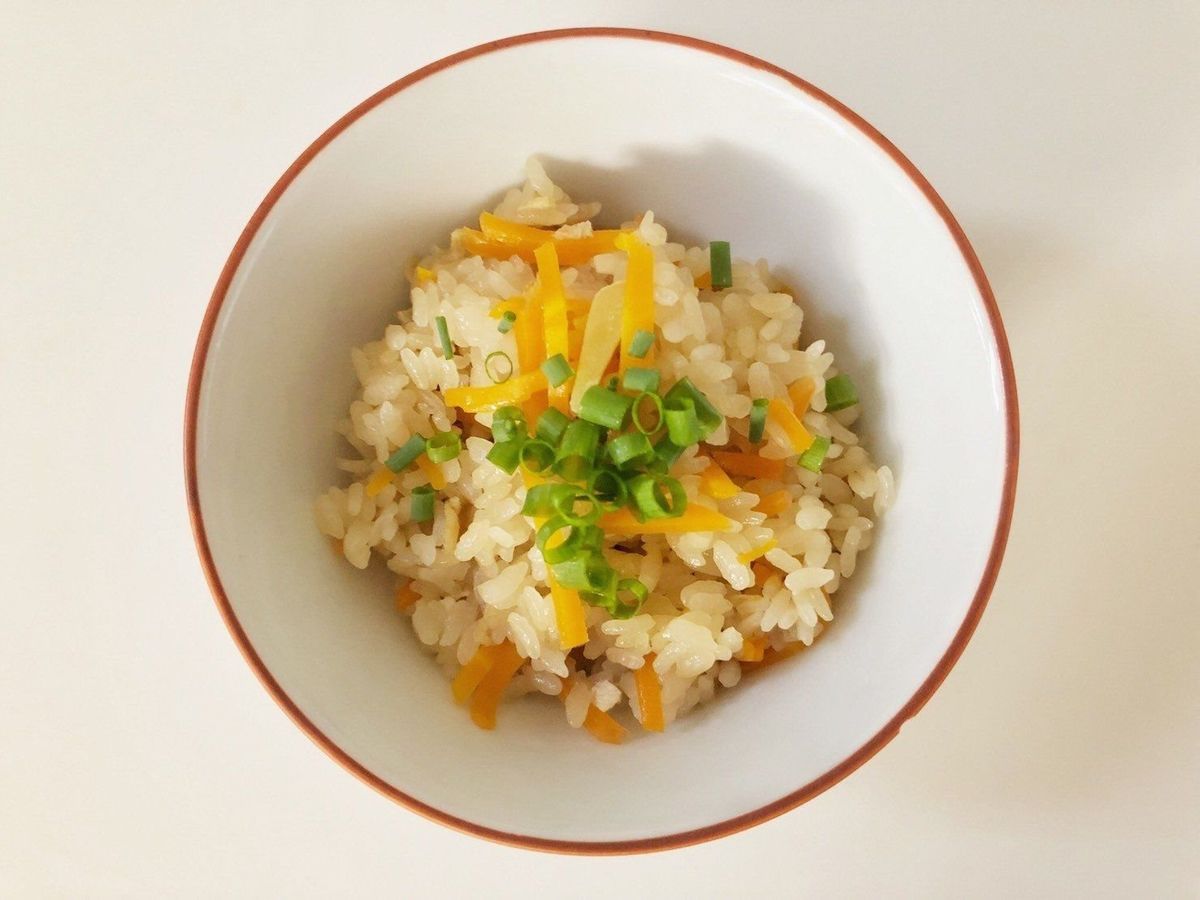 子供も大好き！にんじんとツナの炊き込みごはん