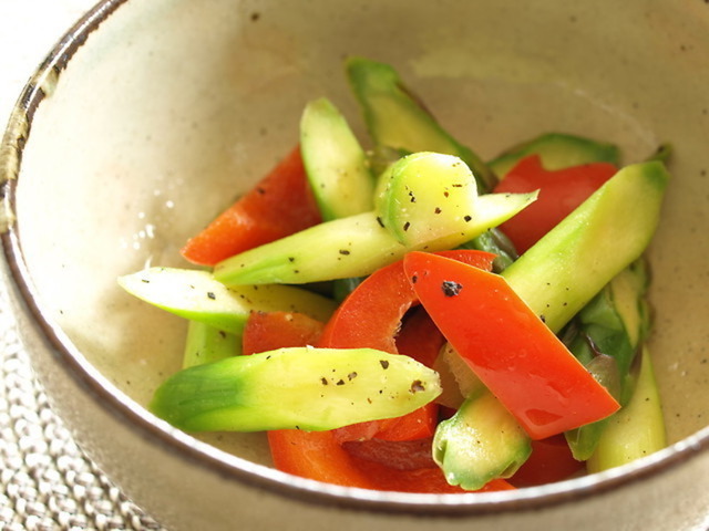 中華風。なすとパプリカのケチャップ炒め