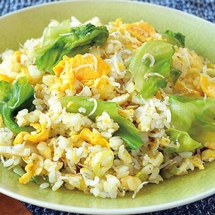 チキンラーメンで！簡単ウマウマそばめし♪