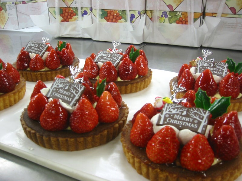 クリスマスパーティーレシピ♪苺とピスタチオのタルトレット