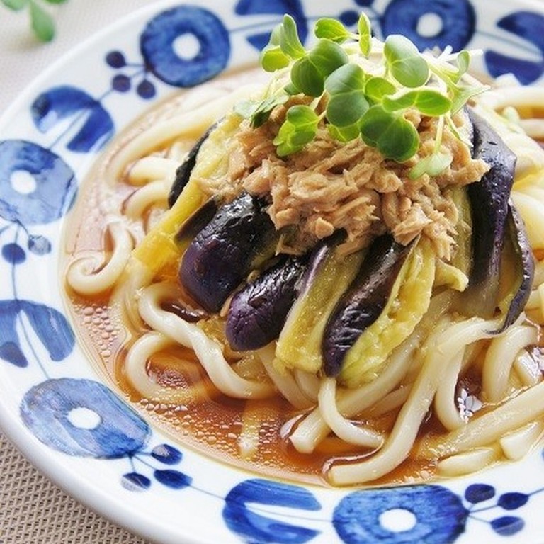 小腹が空いたら♪ 簡単おいしい“冷凍うどん”を使ったアレンジレシピキナリノ