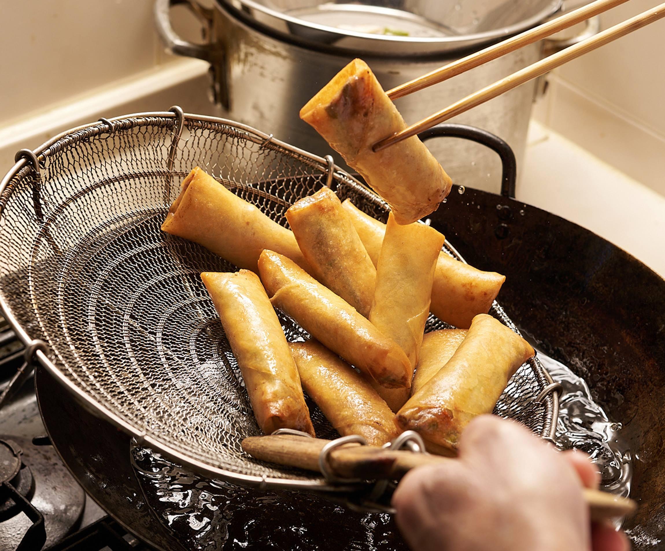 春巻きの由来は？美味しい揚げ方は？フードマニア編集部がわかりやすく解説！ - フードマニア Food Mania by 旭屋出版