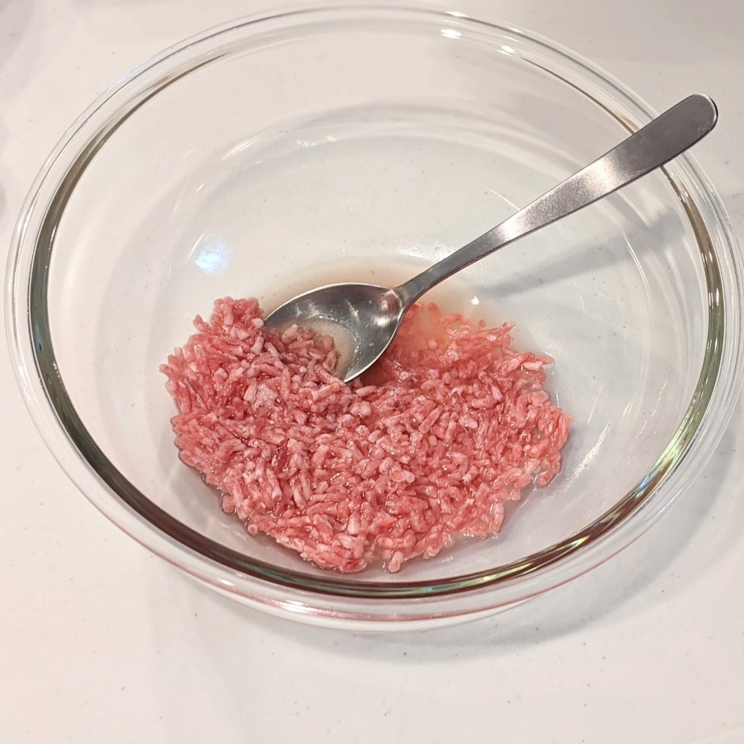 離乳食 完了期 ひき肉と野菜のオムレツの作り方 レンジでふわふわ