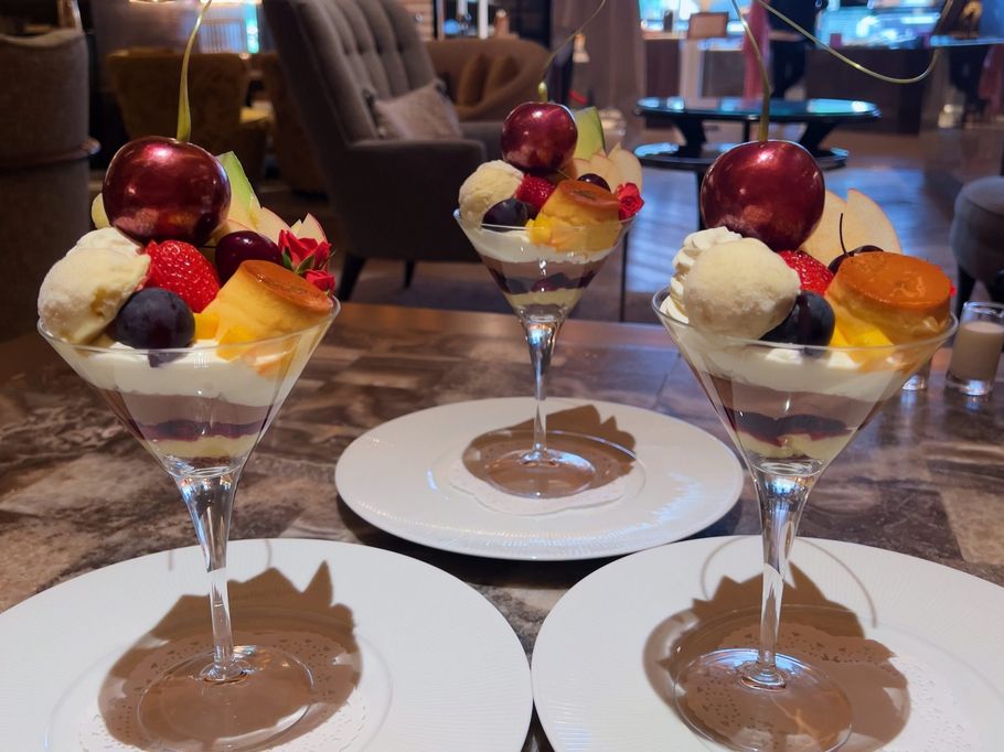 昭和・平成・令和の「世代別チロル」が登場! 各時代の流行スイーツを再現マイナビニュース