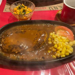 神崎のナナメ読み: 新潟駅の駅南にあるステーキとハンバーグの老舗「ブロンコ」～タレントの佐藤栞里さんが紹介していたお店