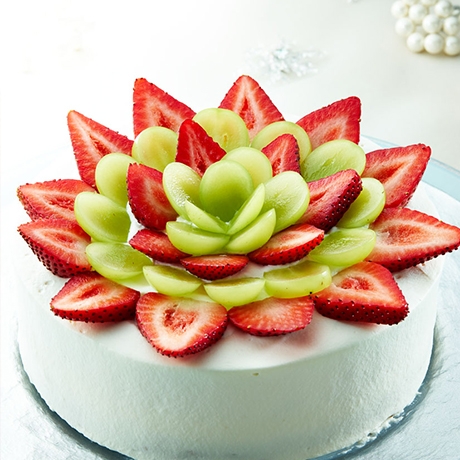 2.いちごの生チョコデコレーション – パティスリーガレット – 大阪平野のガレットブルトンヌ専門店