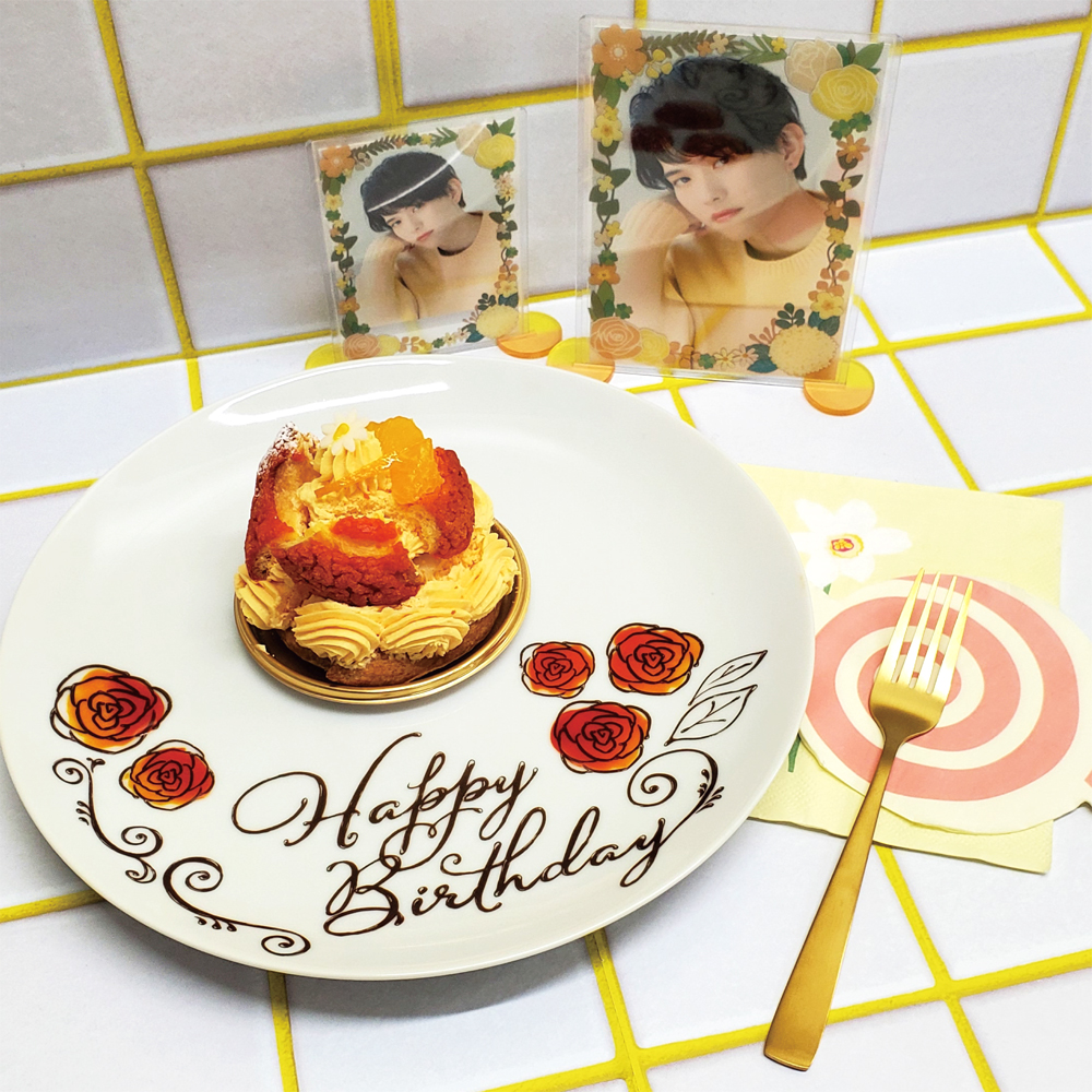 ハートチョコプレート付き リボントッピングケーキ 6号18cm誕生日ケーキ センイルケーキ バースデーケーキ チョコレート ハート リボンメッセージ かわいい おしゃれ お祝い 記念日 誕生日 ケーキ スイーツ ホールケーキ サプライズ ギフト プレゼント 贈り物