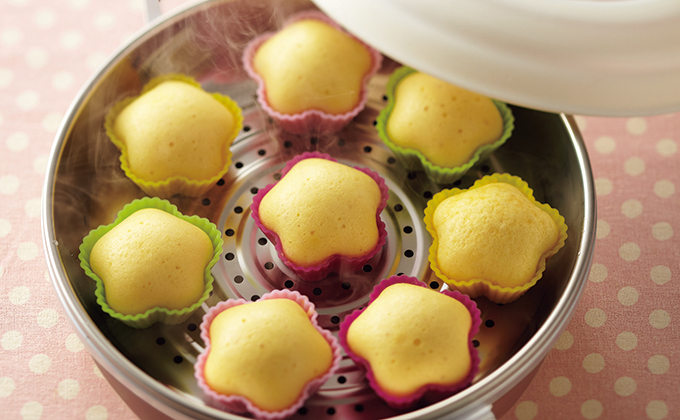 たっぷり野菜と豚肉のフライパン蒸しのレシピ - 榎本美沙のレシピサイト「ふたりごはん」発酵食品、季節料理のレシピ