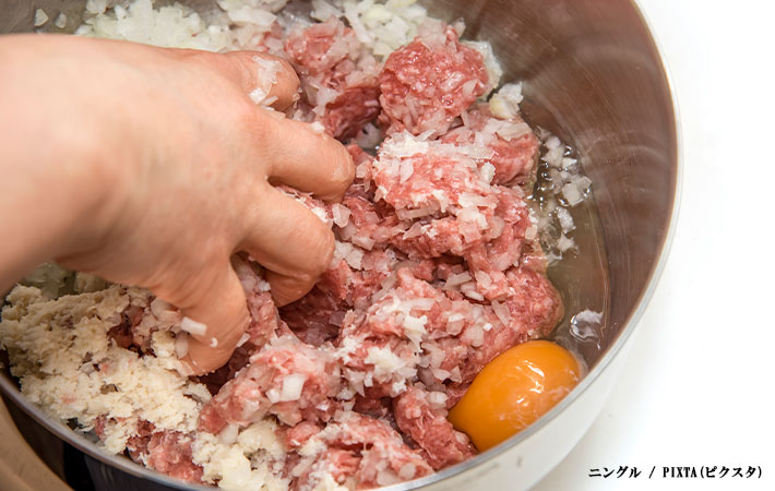 卵の代わりにマヨ使用♬ふっくらハンバーグ