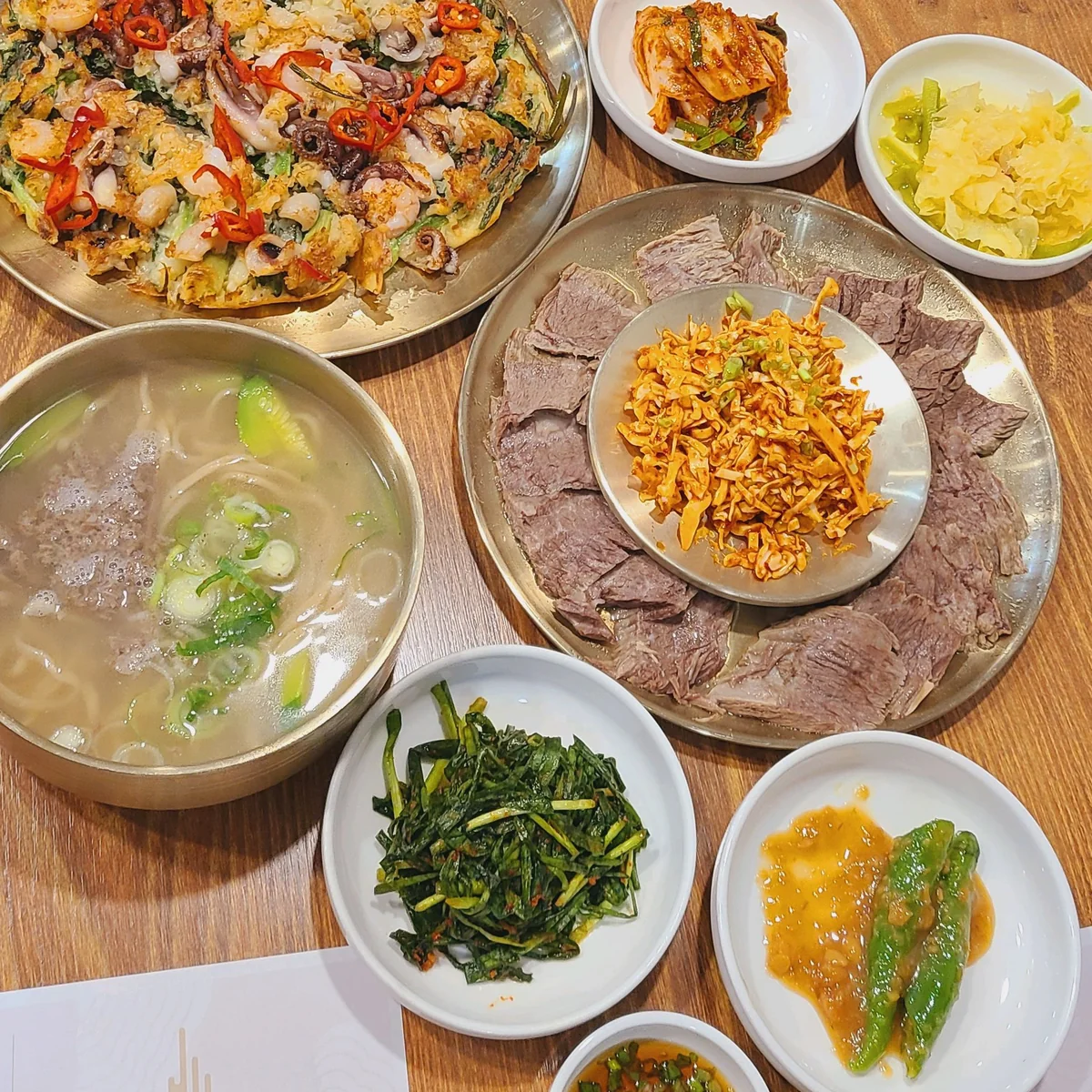 韓国の二日酔い対策スープ「ピョヘジャングク」を20年ぶりに食べてみたら、さらに大人になれた気がした話ロケットニュース24