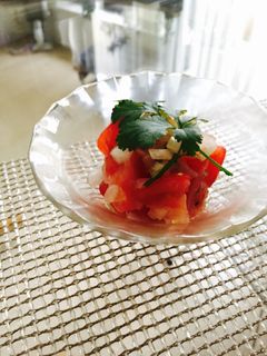 パクチーのサラダ樋口直哉 TravelingFoodLab.