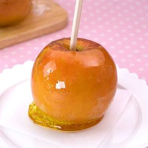 簡単 おうち時間に！今人気のいちご飴を作ってみた