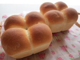 ふんわりやわらか米粉入りちぎりパン