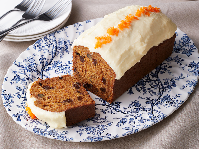 キャロットケーキのデコレーションにも、キャンディライターが便利です！ - NUT2deco ナッツデコ