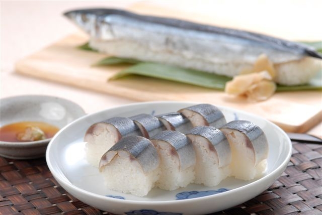 秋刀魚寿司 - Wikipedia