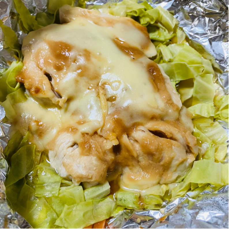 お手軽♪鶏むね肉のみそチーズホイル焼き