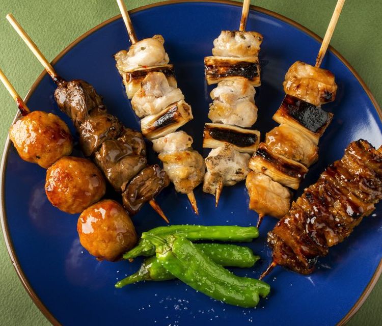 おいしさのポイントは焼き方にあり！「手羽先のにんにく旨塩焼き鳥」