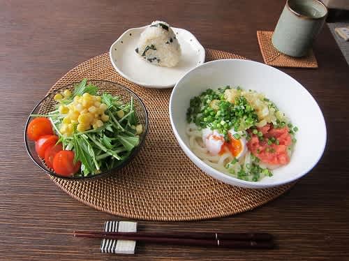 丸亀製麺ごっこ★熱々「明太釜玉うどん」
