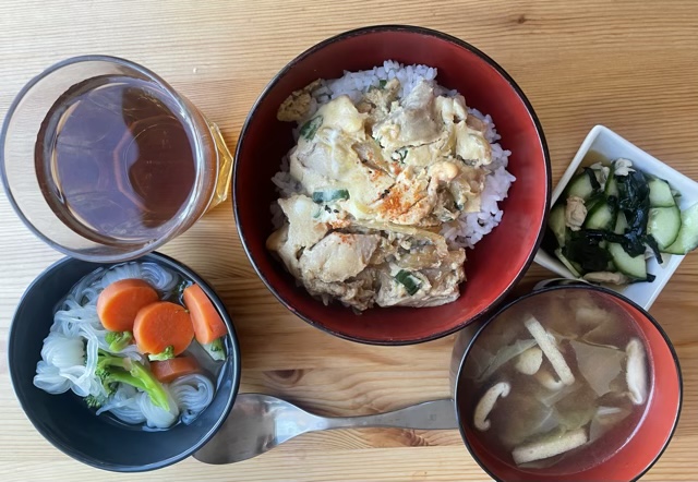 親子丼の献立 2019年7月4日の朝ごはん我が家の献立の記録、糖尿病で食事制限、リウマチの記録